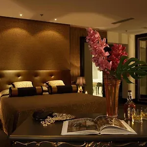 4* Отель Aqua Palace