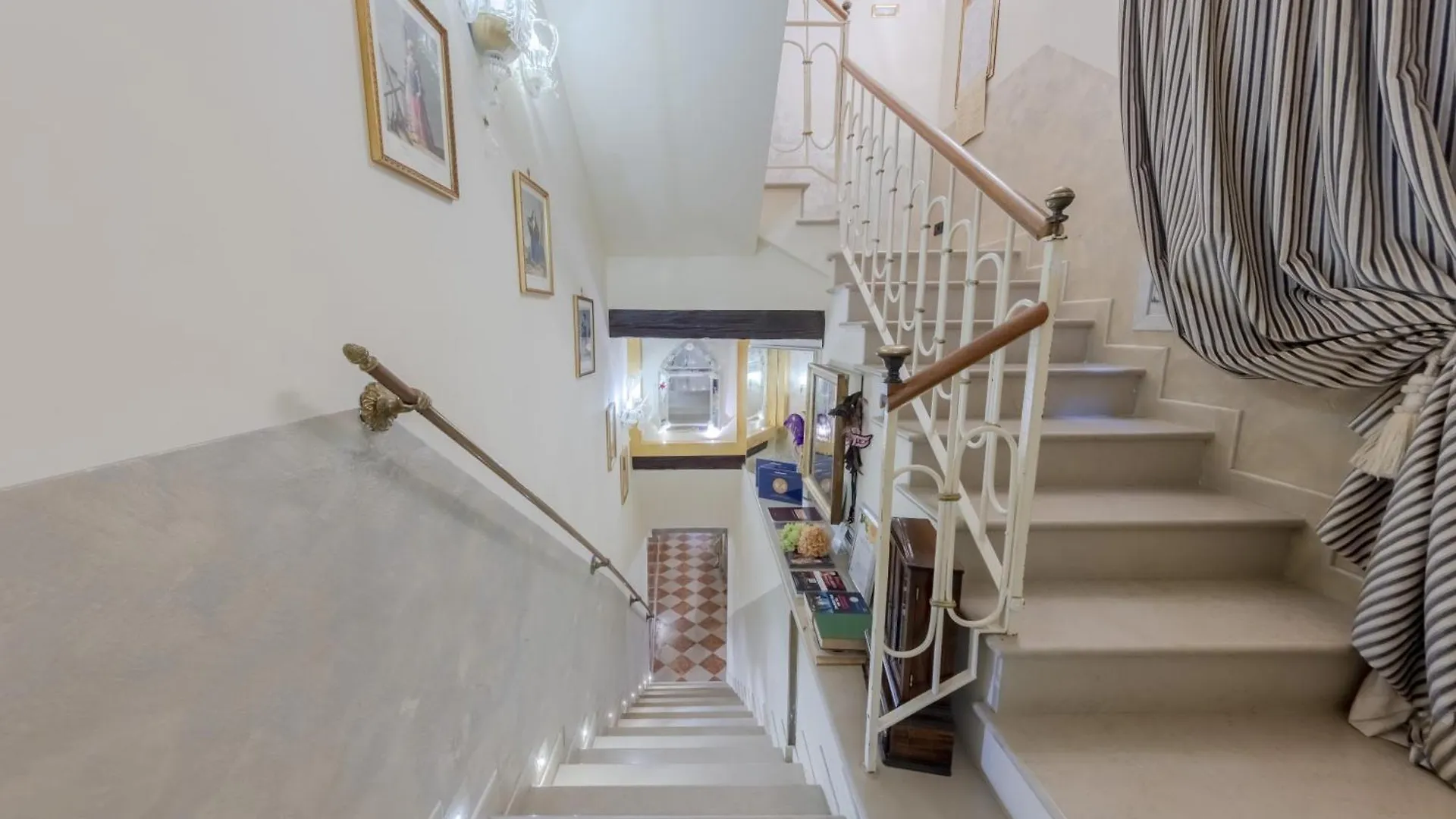 Ca Dell'Arte Bed and Breakfast Venedig Bed & Breakfast
